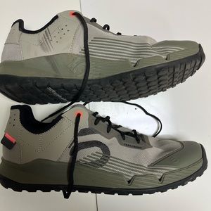 Adidas 5.10 Trailcross LT Stealth